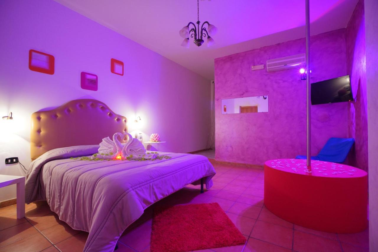 Hotel Stefany Лаго-Патрия Экстерьер фото